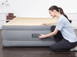 Bestway TriTech Comfort Queen Luchtbed -Buiten Kamperen bestway tritech comfort queen luchtbed 3 ecommerce c650