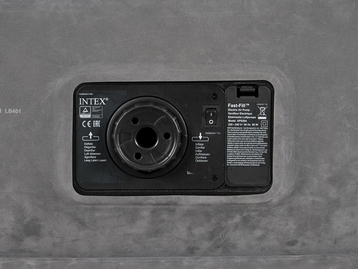 Intex Comfort Plush Queen Luchtbed 6 Intex Comfort Plush Queen Luchtbed - Image 4